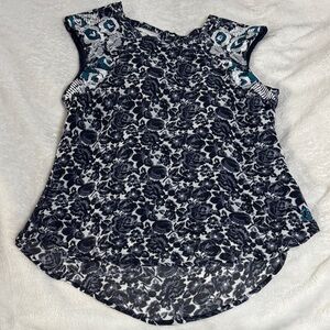 Roar Navy and White Floral Lace-Trim Cap Sleeve Camisole